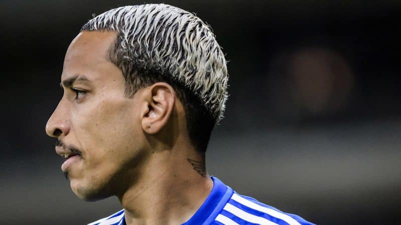 Matheus Pereira, do Cruzeiro, defende Seabra e condena críticas: ‘Ingratidão’