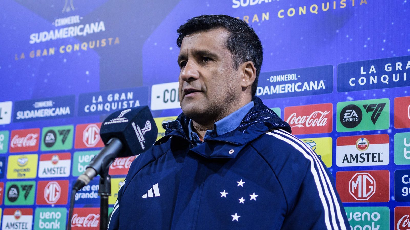 Auxiliar v&ecirc; &lsquo;grande jogo&rsquo; do Cruzeiro e diz que li&ccedil;&atilde;o que fica &eacute; para a torcida