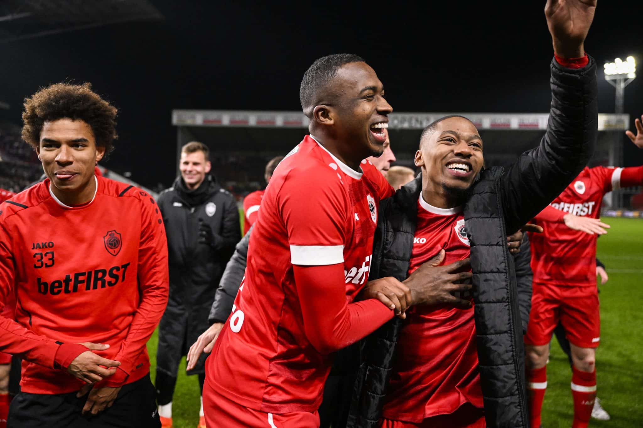 Destaque da sele&ccedil;&atilde;o equatoriana, William pacho &eacute; alvo do Liverpool 