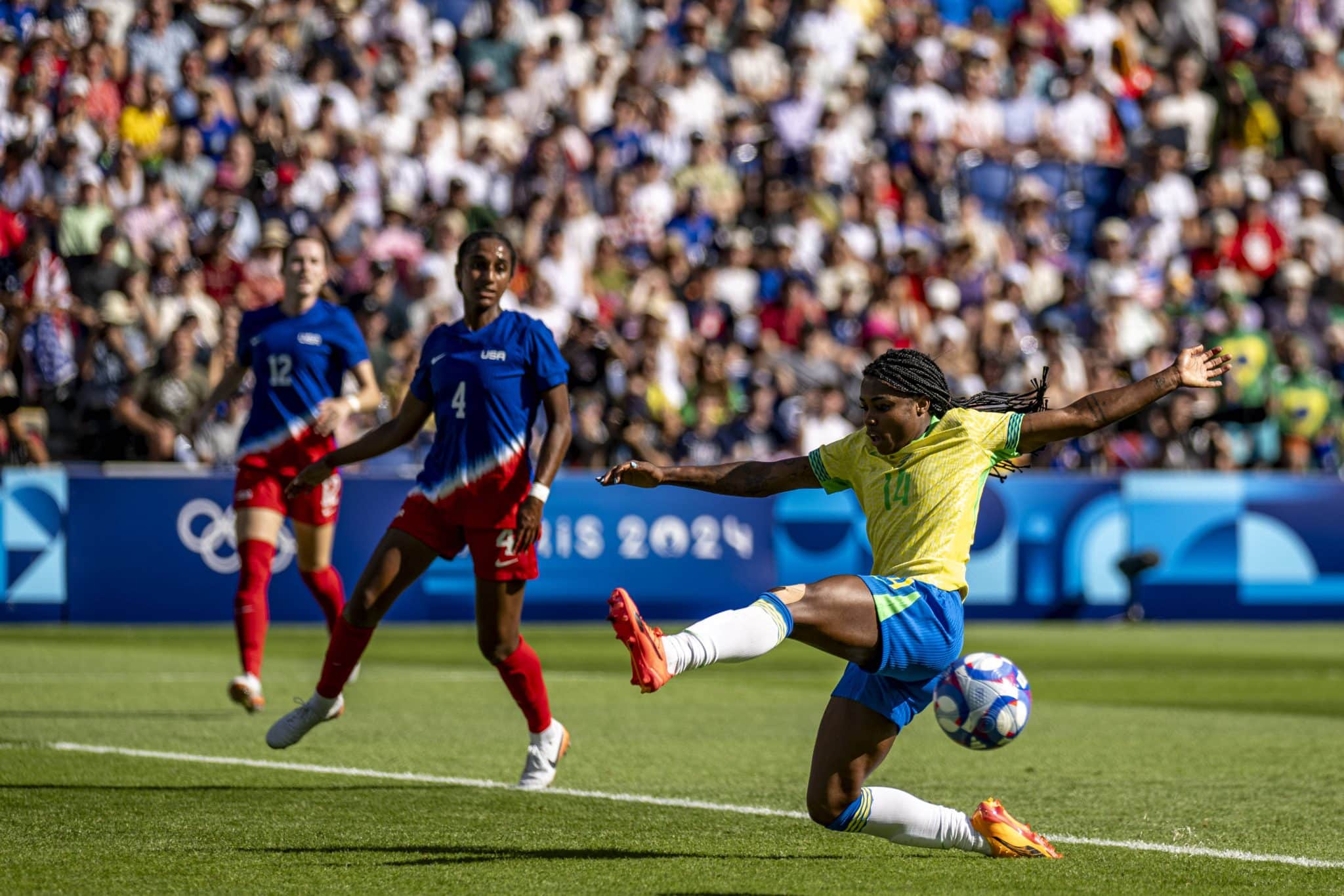 Prata &eacute; hist&oacute;rica para o Brasil, mas resultado frustra porque era poss&iacute;vel alcan&ccedil;ar o sonho ol&iacute;mpico