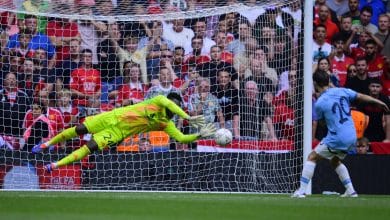 Disputa de p&ecirc;naltis curiosa entre City e United marca abertura da temporada na Inglaterra
