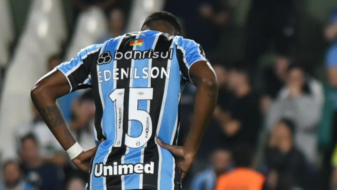 Eden&iacute;lson volta a ser um dos vil&otilde;es de um Gr&ecirc;mio x Corinthians, agora do outro lado