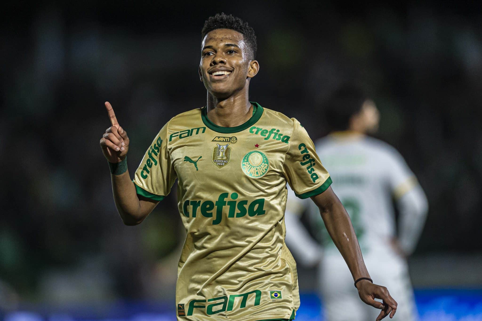 Com Est&ecirc;v&atilde;o, Palmeiras n&atilde;o sente falta alguma de Raphael Veiga e G&oacute;mez