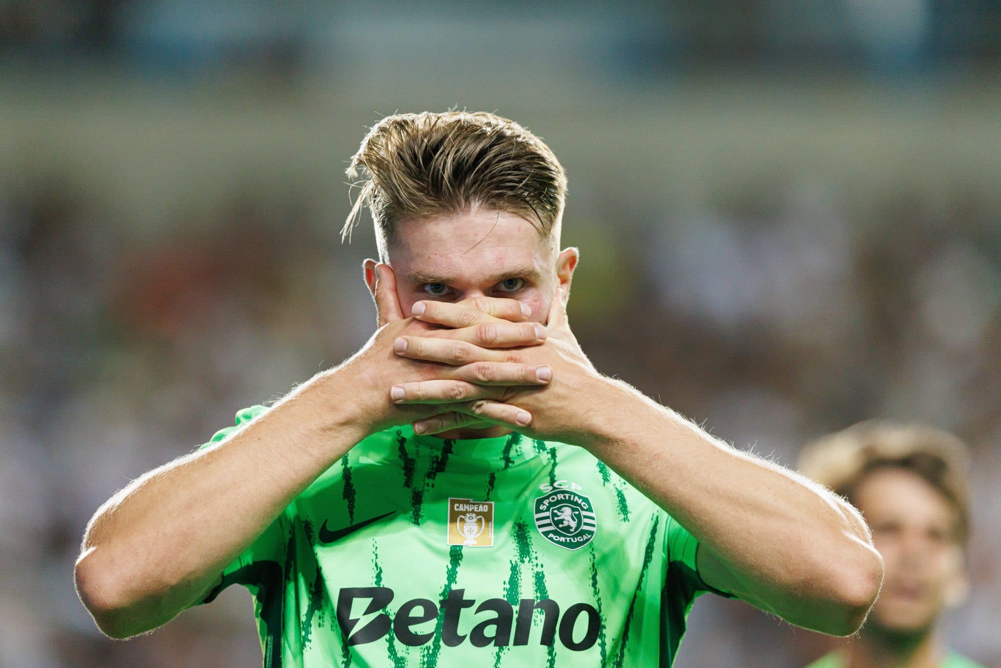 &Uacute;ltimo artilheiro da Europa e sonho do Arsenal come&ccedil;ou a temporada com tudo no Sporting