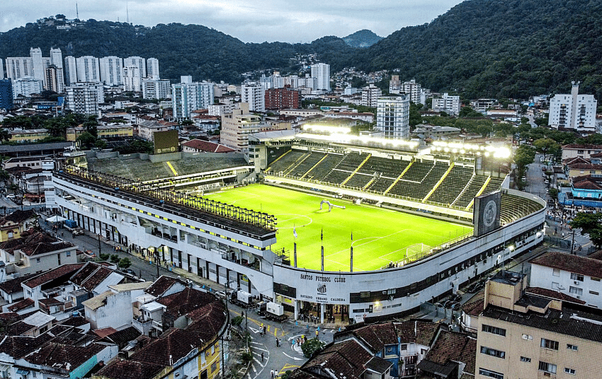 Vila Belmiro &agrave;s v&eacute;speras de uma partida do Santos