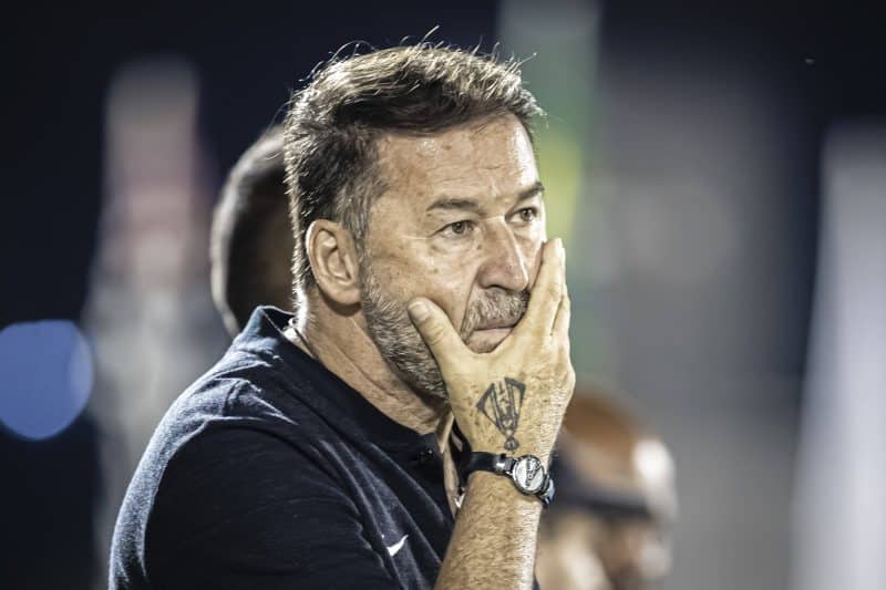 Augusto Melo entrega defesa de impeachment no Corinthians; entenda os próximos passos