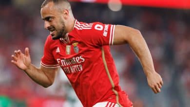Benfica dificulta venda de Arthur Cabral, mas Corinthians n&atilde;o joga a toalha