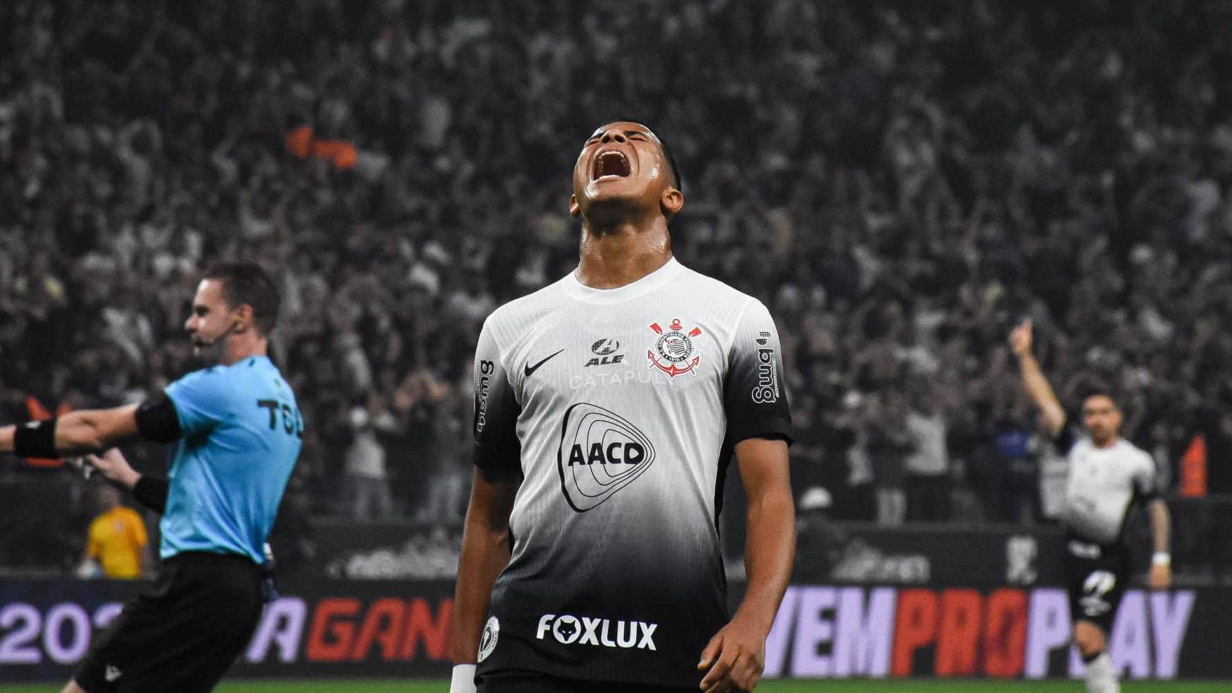Clube &aacute;rabe quer Wesley, mas desejo do jogador pode se tornar problema para o Corinthians