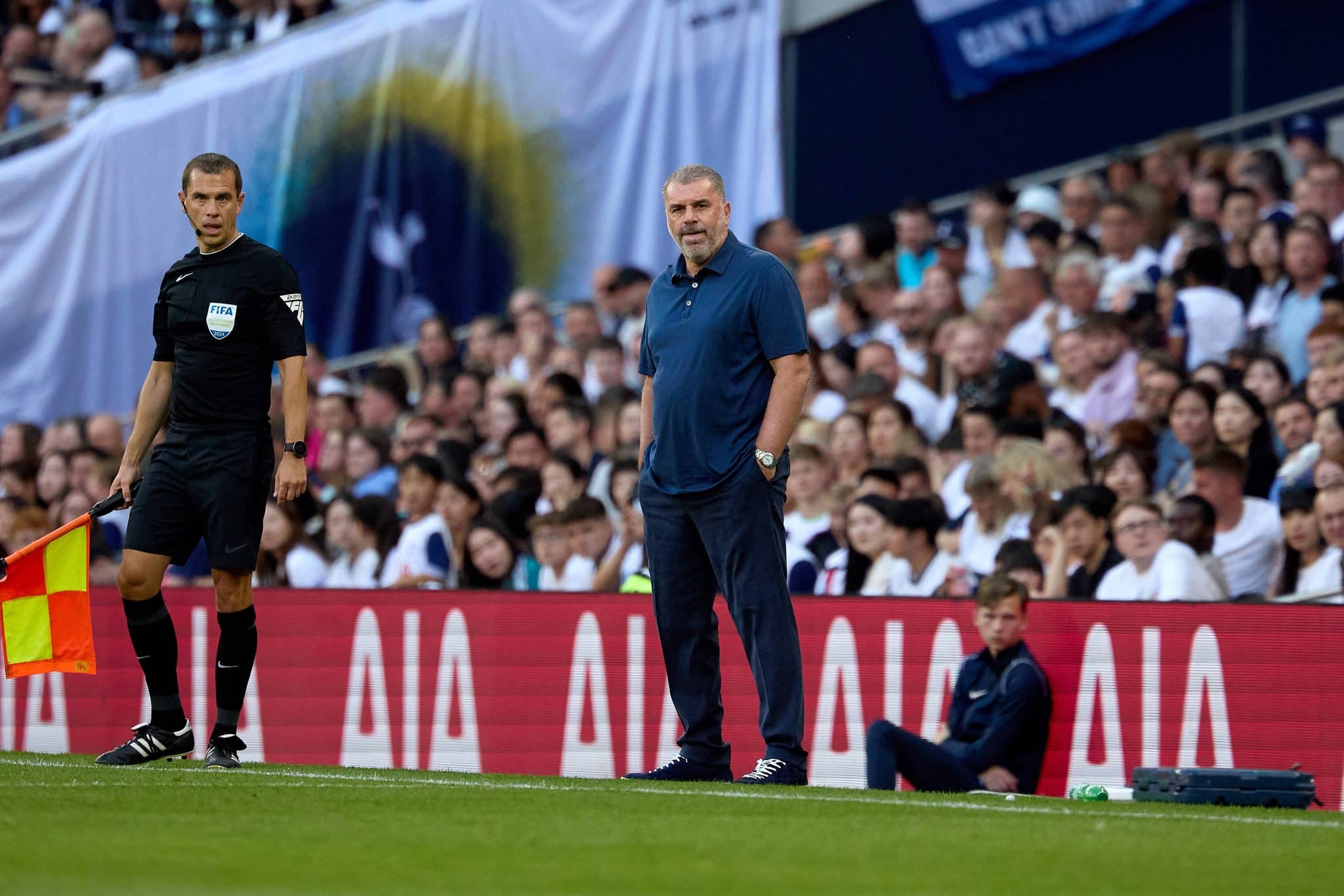 Ange Postecoglou em jogo do Tottenham
