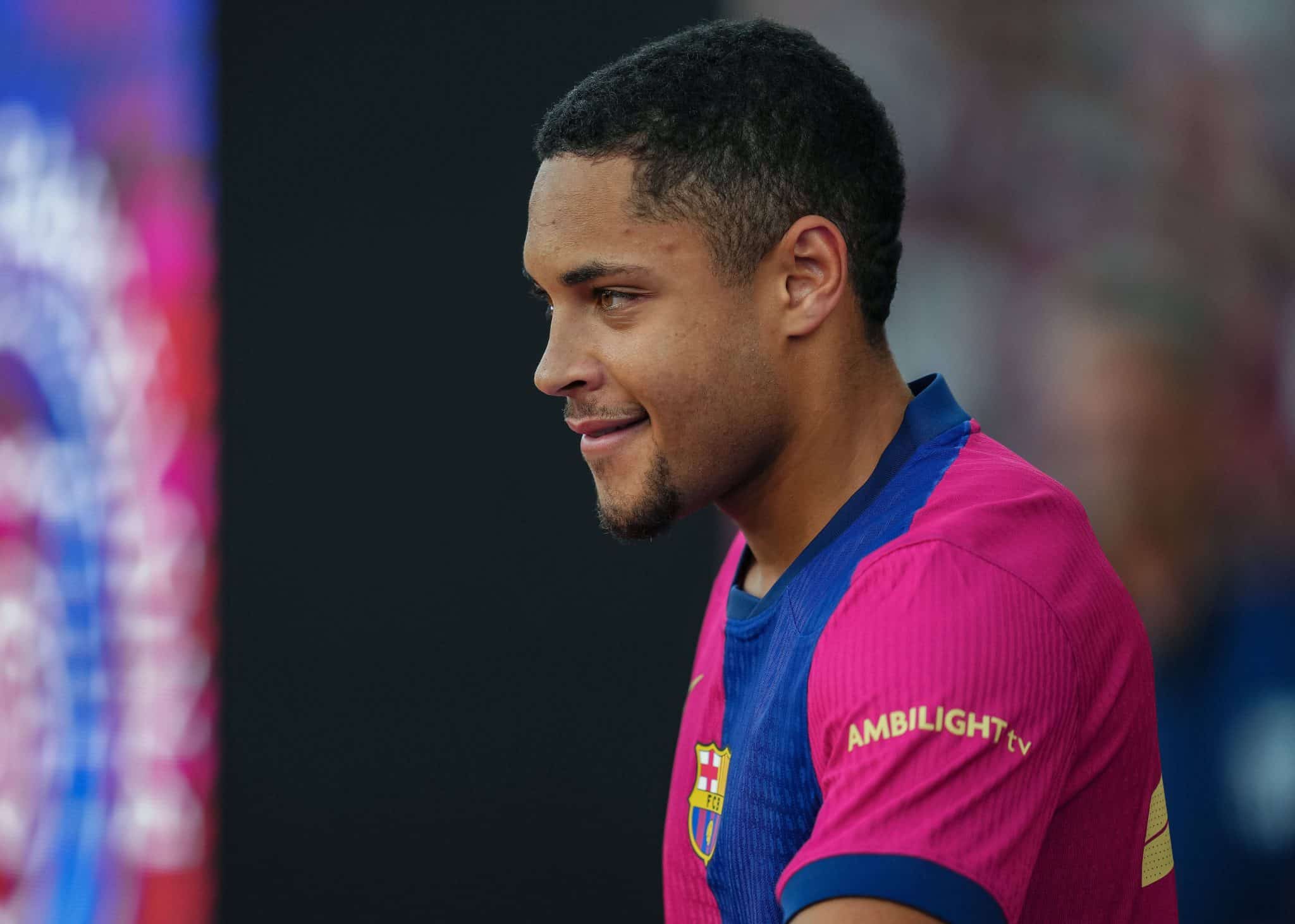 Chegada de brasileiro &agrave; Premier League pode definir destino de Vitor Roque na Europa