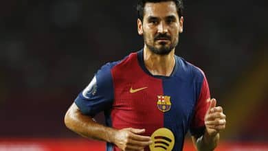 T&eacute;cnico do Barcelona revela papo franco com G&uuml;ndogan ap&oacute;s rumor de volta &agrave; Premier League