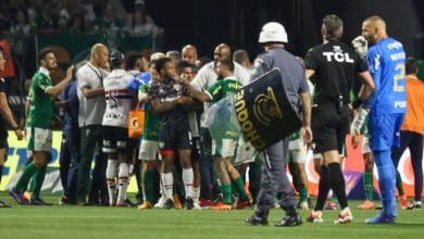 Alvo de soco e amea&ccedil;a, funcion&aacute;rio do Palmeiras diz n&atilde;o ter m&aacute;goa de Sabino