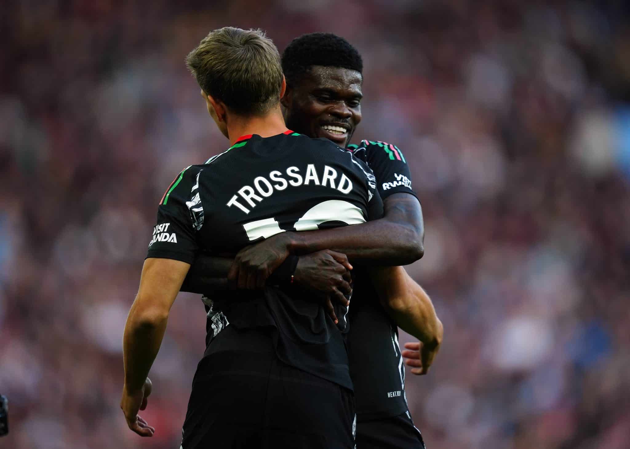 Trossard e Partey, os autores dos gols do Arsenal