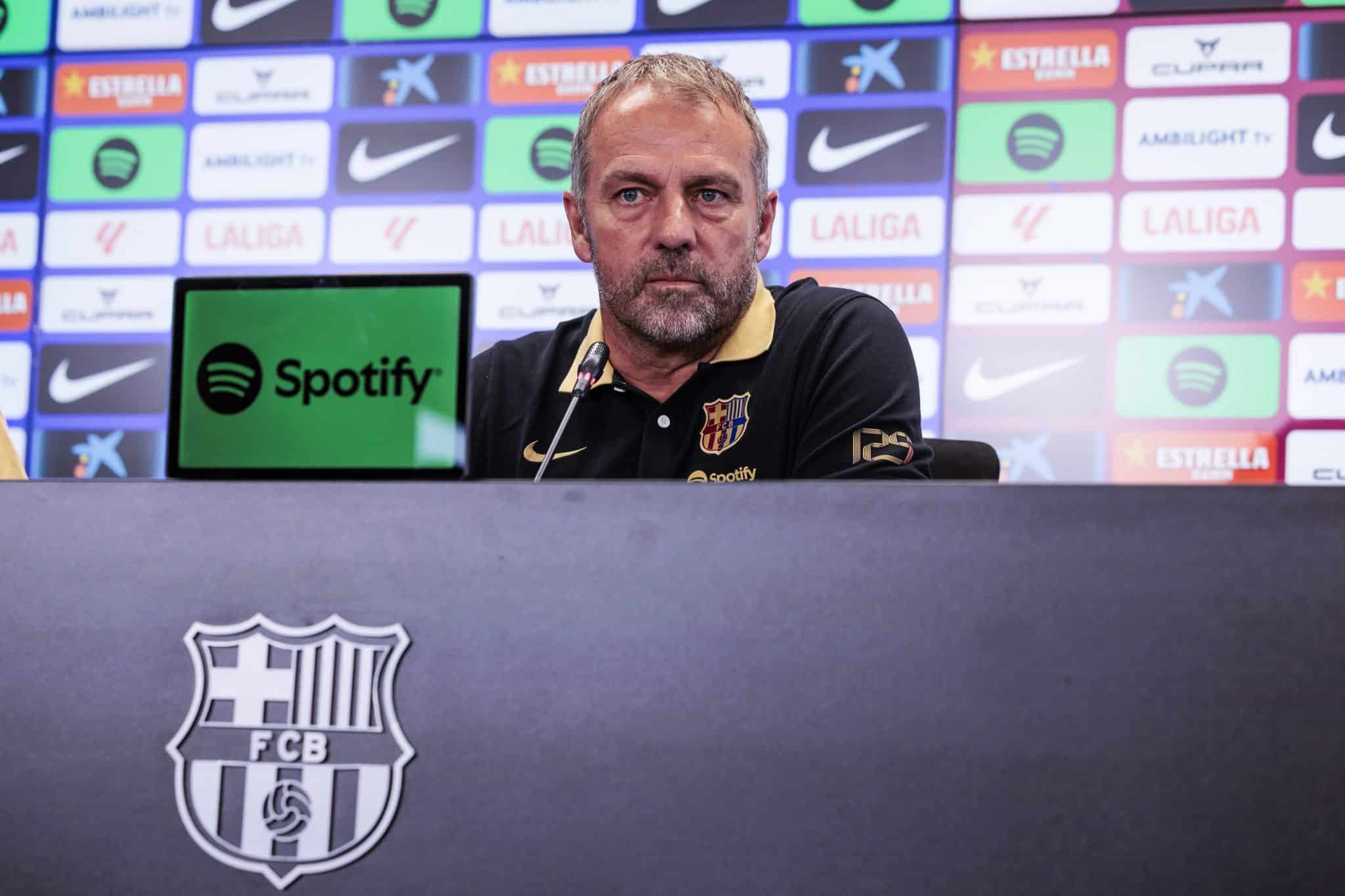 Foto: (Imago) - Hansi Flick, t&eacute;cnico do Barcelona