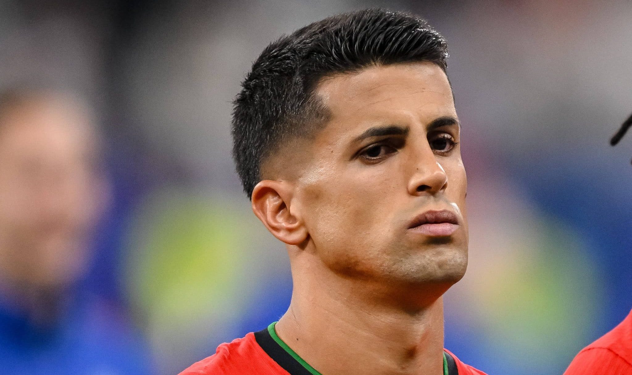 Como Cancelo foi de um dos melhores laterais do mundo para Ar&aacute;bia em dois anos