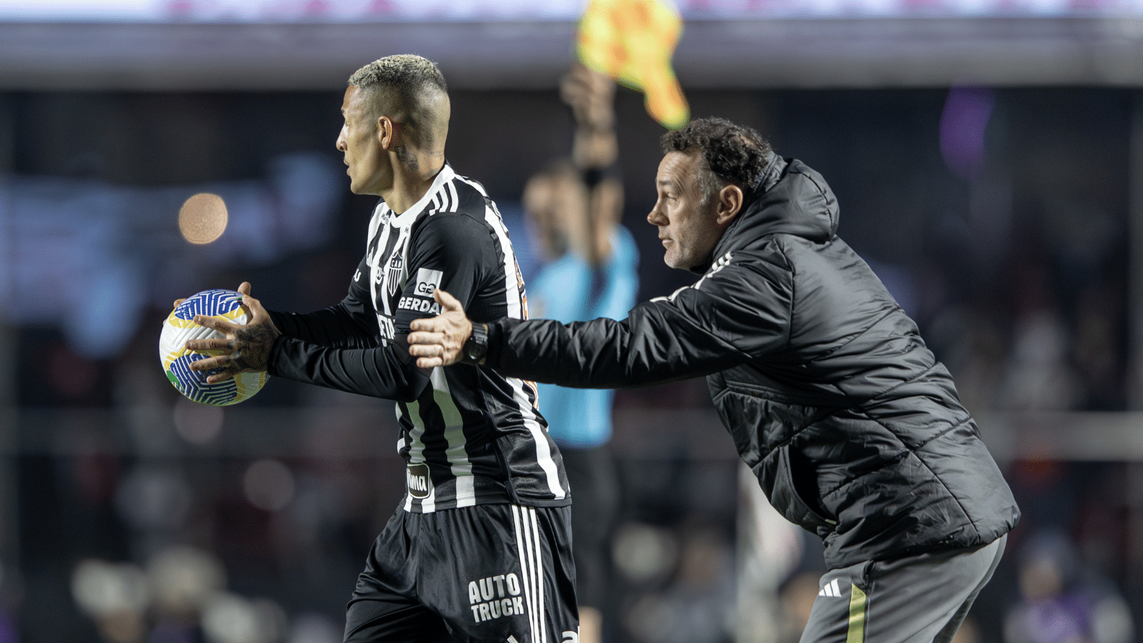 Gol de Battaglia no fim valida mudan&ccedil;a de estrat&eacute;gia do Atl&eacute;tico-MG de Milito