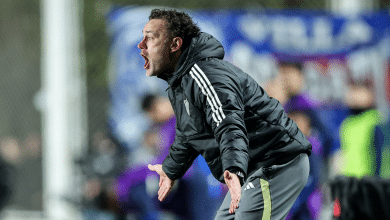 Milito se coloca na defensiva mesmo diante de pergunta pertinente sobre o Atl&eacute;tico-MG