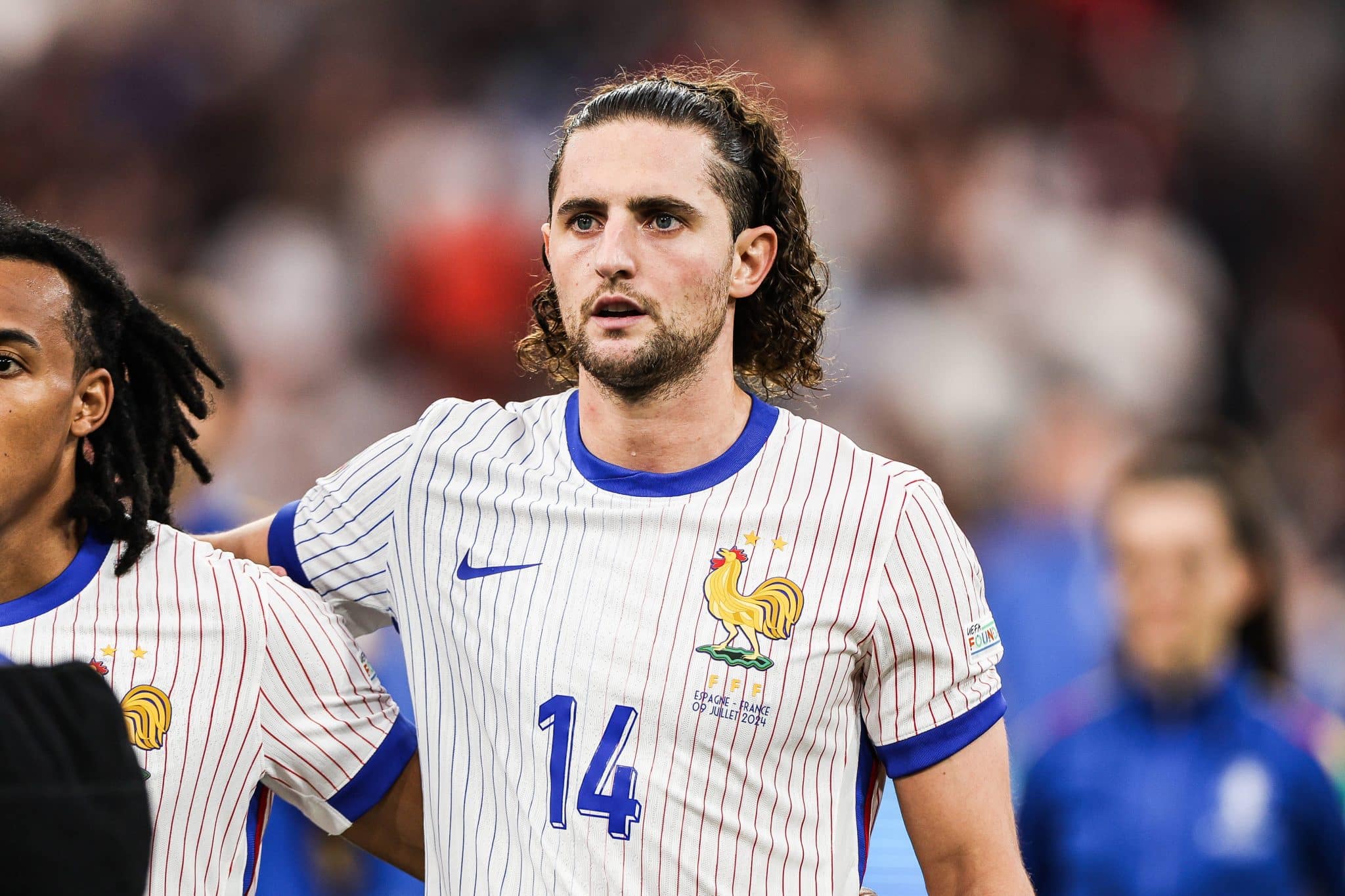 Adrien Rabiot canta hino da Fran&ccedil;a antes de jogo pela Euro 2024