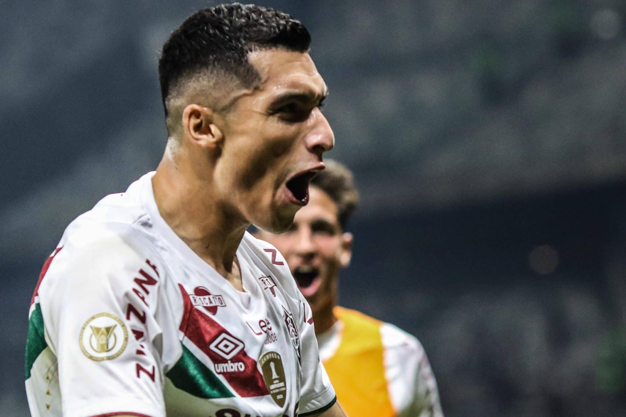 Kevin Serna j&aacute; &eacute; um dos destaques do Fluminense de Mano Menezes (Foto: Gazeta Press)
