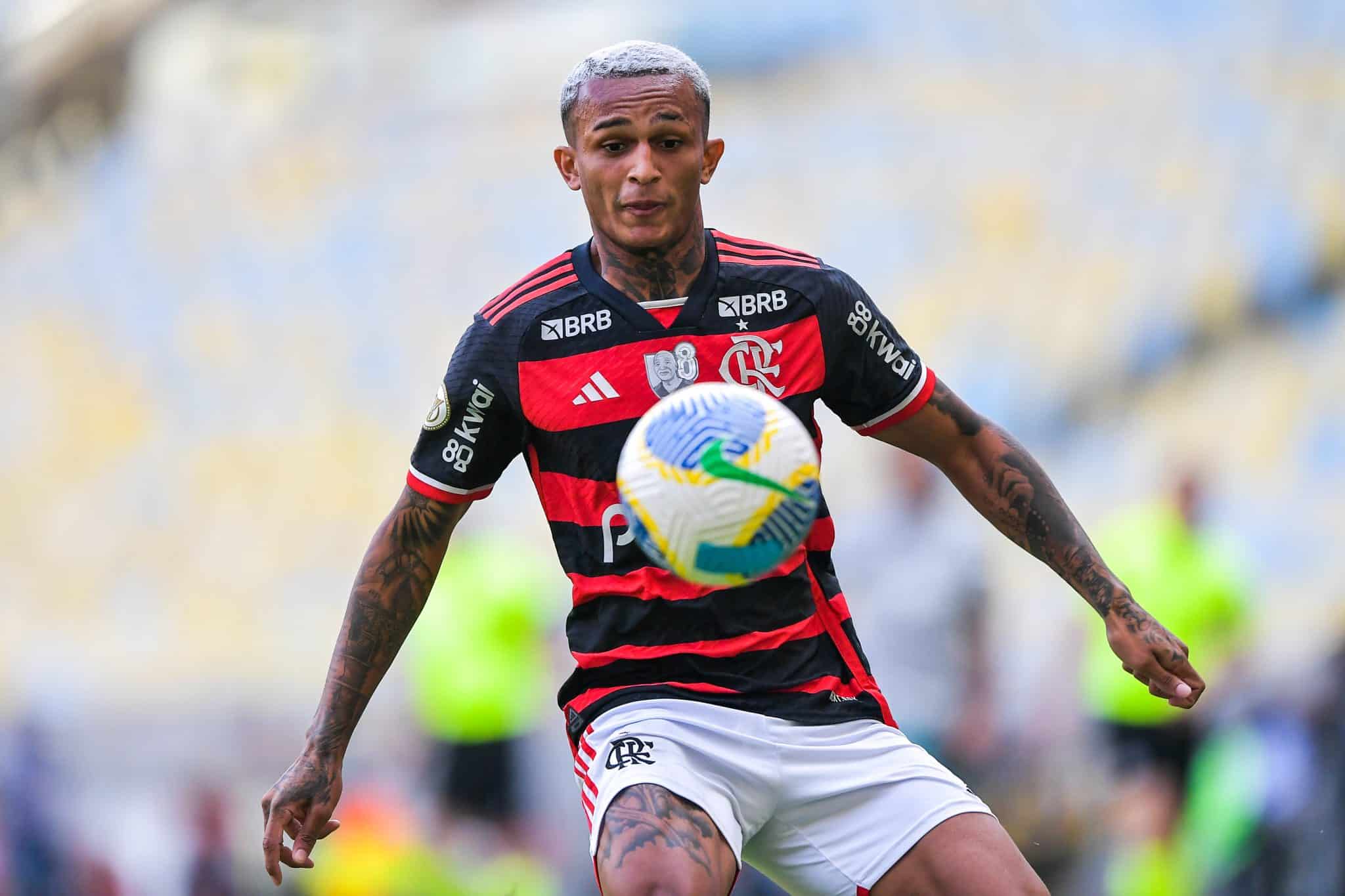 Wesley sonhava com a Europa, mas Flamengo nunca quis vender o atleta