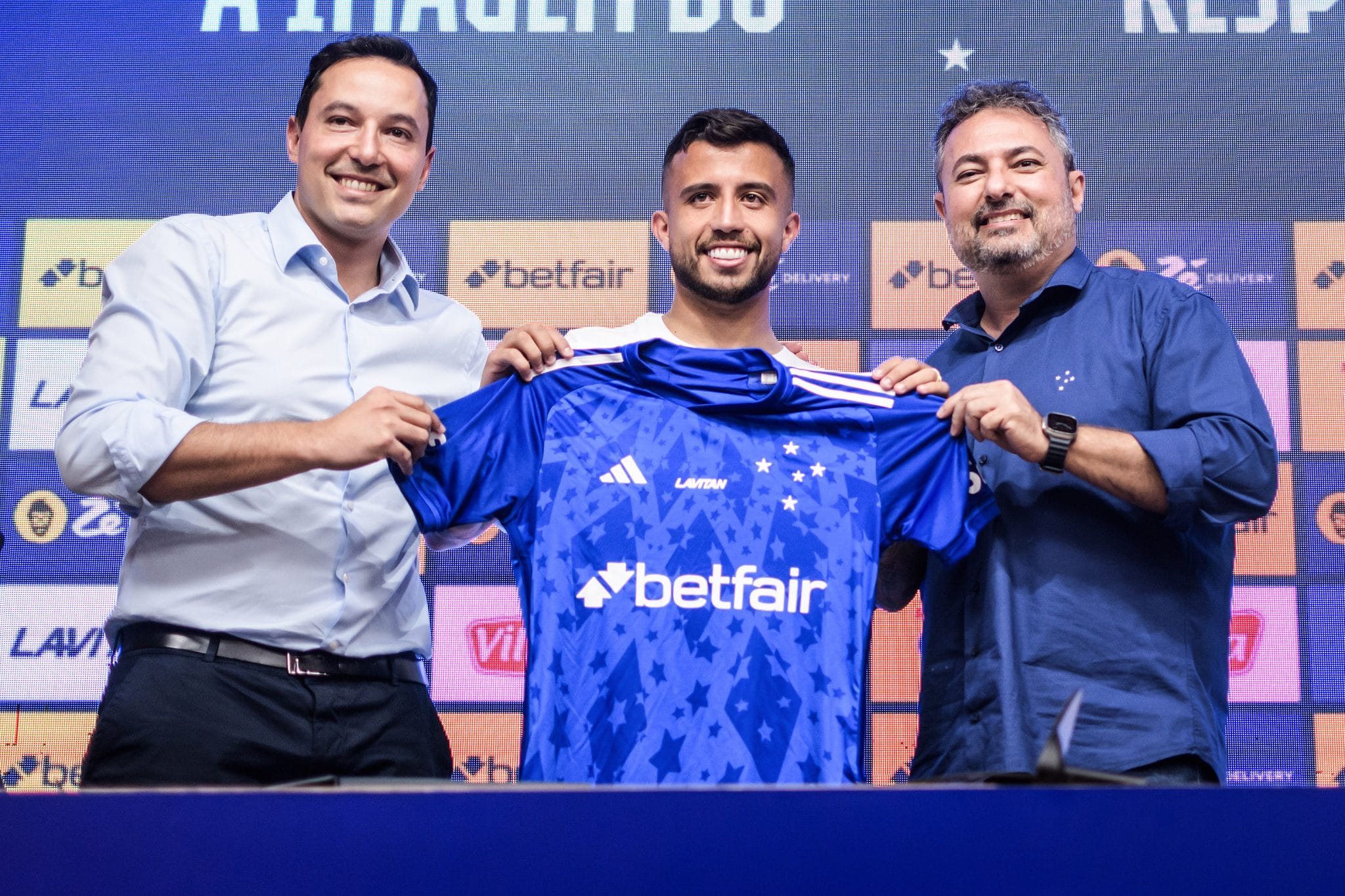 Foto: (Gustavo Aleixo/Cruzeiro) - Matheus Henrique durante sua apresenta&ccedil;&atilde;o no Cruzeiro
