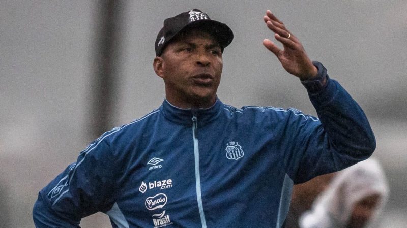 Por que o Santos demitiu Orlando Ribeiro, técnico do sub-20 e sub-23?