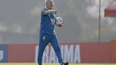 Dorival quer aproximar Sele&ccedil;&atilde;o do torcedor, mas esbarra em ingressos car&iacute;ssimos