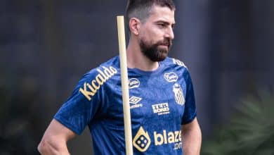 Luan Peres diz quando deve estrear e s&oacute; pensa em subir: &lsquo;Dane-se se em 4&ordm; ou em  1&ordm;&rsquo;