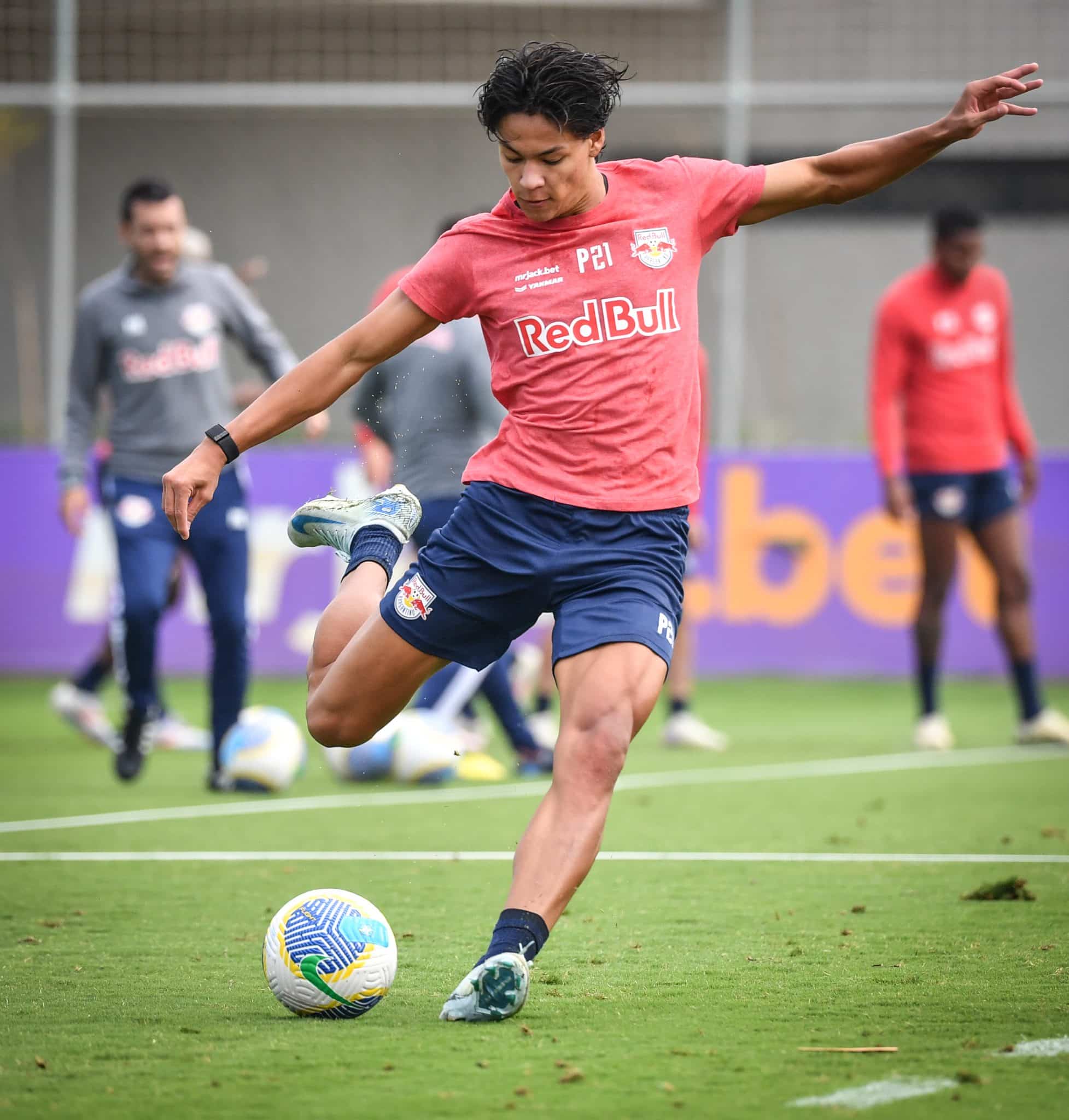 Atleta Jo&atilde;o Neto. Foto de Ari Ferreira/Red Bull Bragantino.