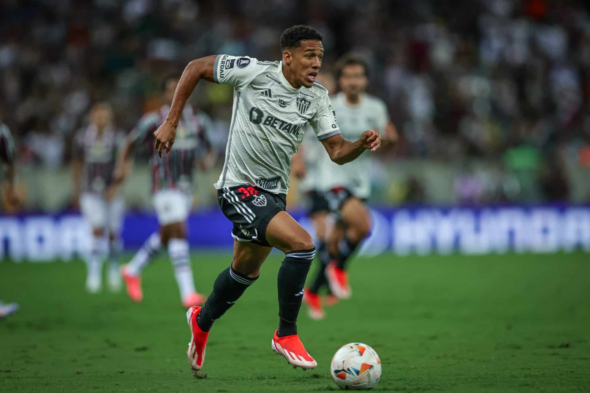 Palacios em Fluminense x Atl&eacute;tico