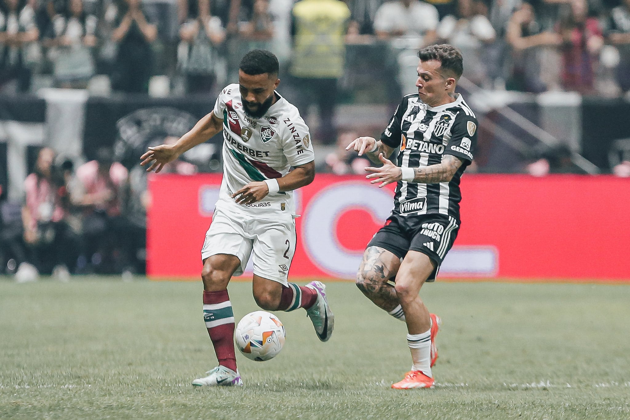 Samuel Xavier fez mais uma p&eacute;ssima partida em 2024 - Foto: Lucas Mer&ccedil;on/FFC