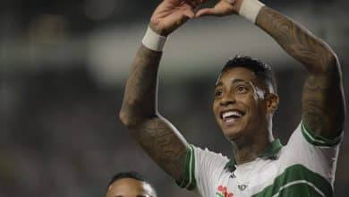 T&eacute;cnico do Coritiba imp&otilde;e condi&ccedil;&atilde;o para punido por apostas retornar aos gramados