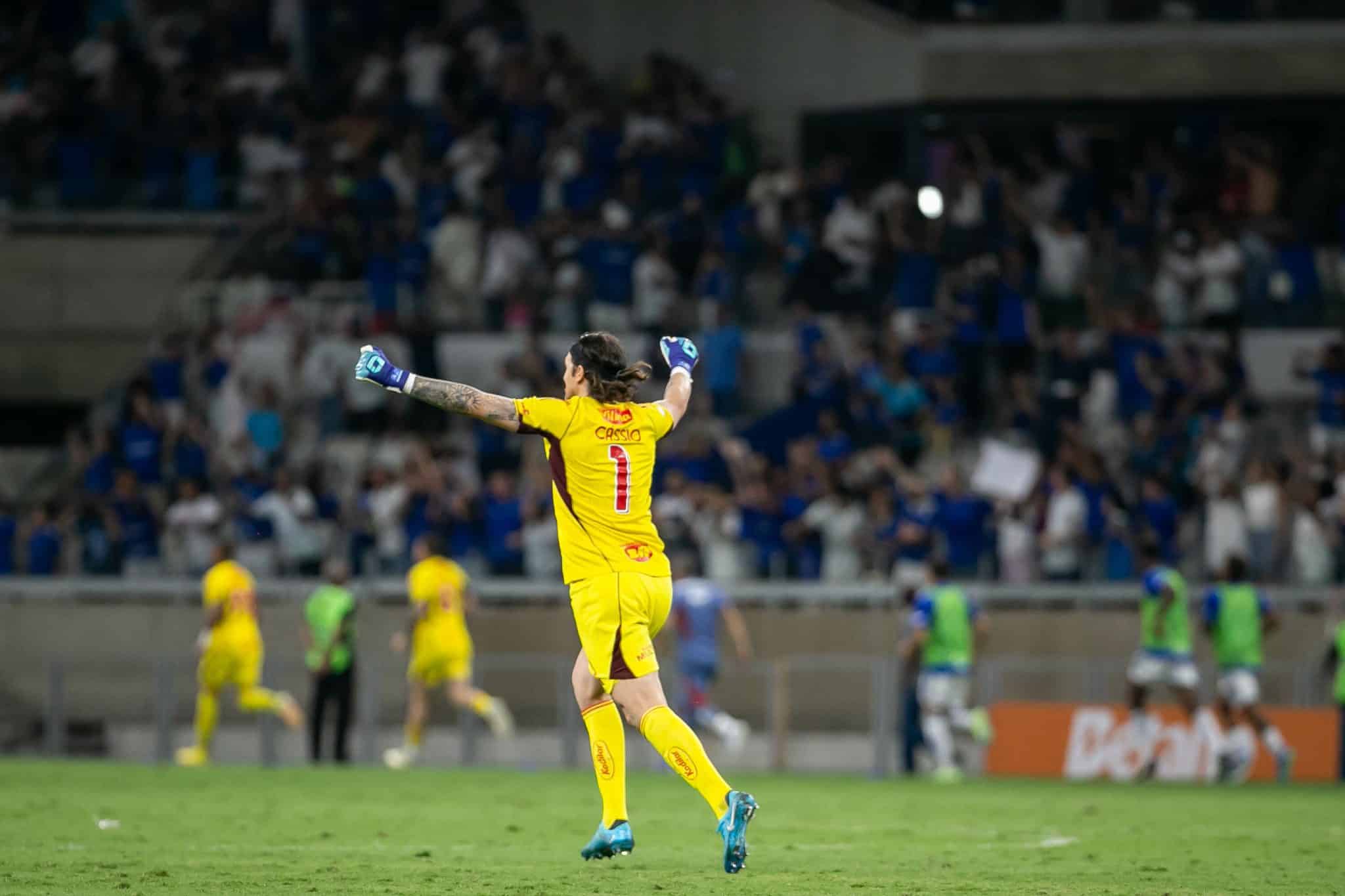 C&aacute;ssio comemora gol de Z&eacute; Ivaldo em Cruzeiro 1 x 1 Vasco, no Brasileir&atilde;o 2024