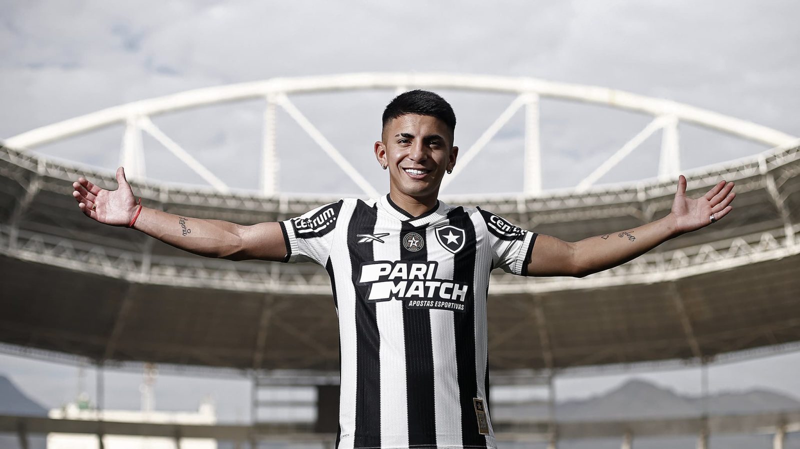 Mesmo com recorde, Brasileir&atilde;o &eacute; s&oacute; a 12&ordf; liga do mundo que mais gastou em transfer&ecirc;ncias; veja lista