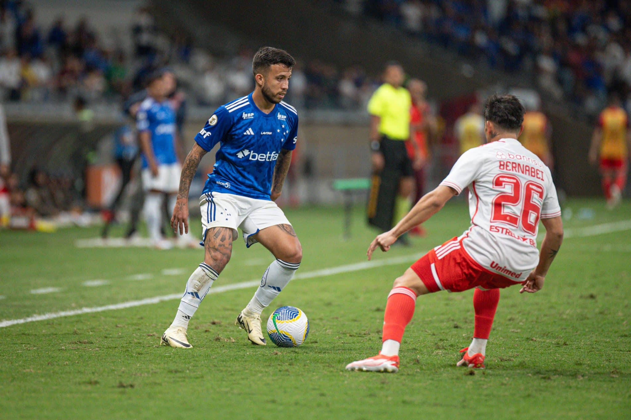 Matheus Henrique durante Cruzeiro 0 x 0 Internacional no Brasileir&atilde;o 2024