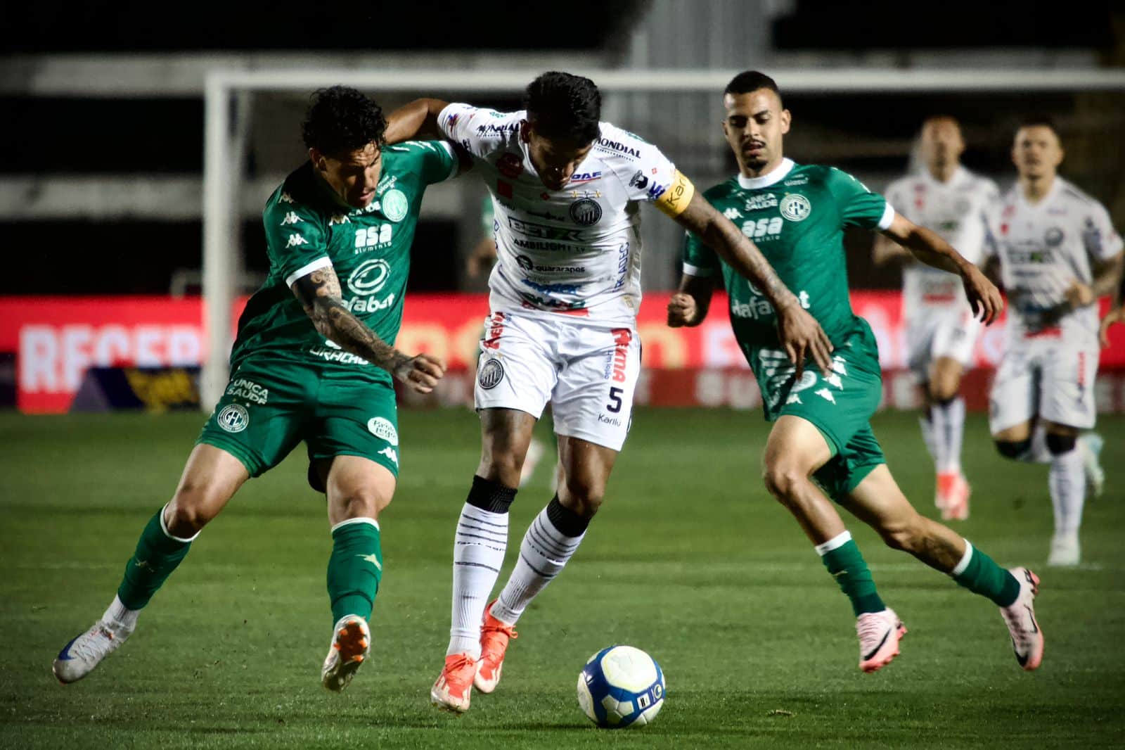Melhorar desempenho fora de casa &eacute; a chave para o Guarani conseguir sair da zona de rebaixamento da S&eacute;rie B