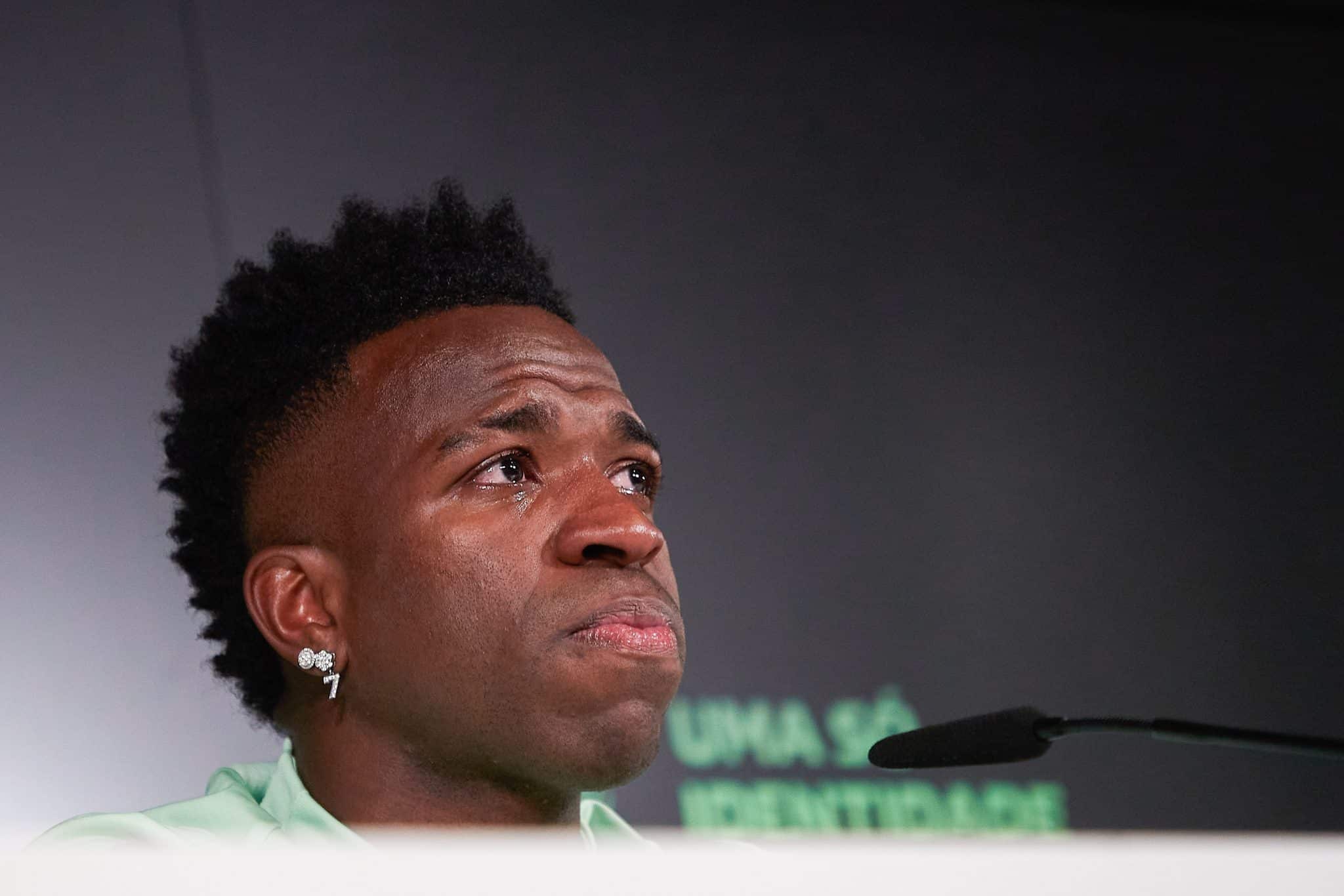 Vin&iacute;cius J&uacute;nior em coletiva pela Sele&ccedil;&atilde;o Brasileira, mar&ccedil;o de 2024. Foto: Icon Sport