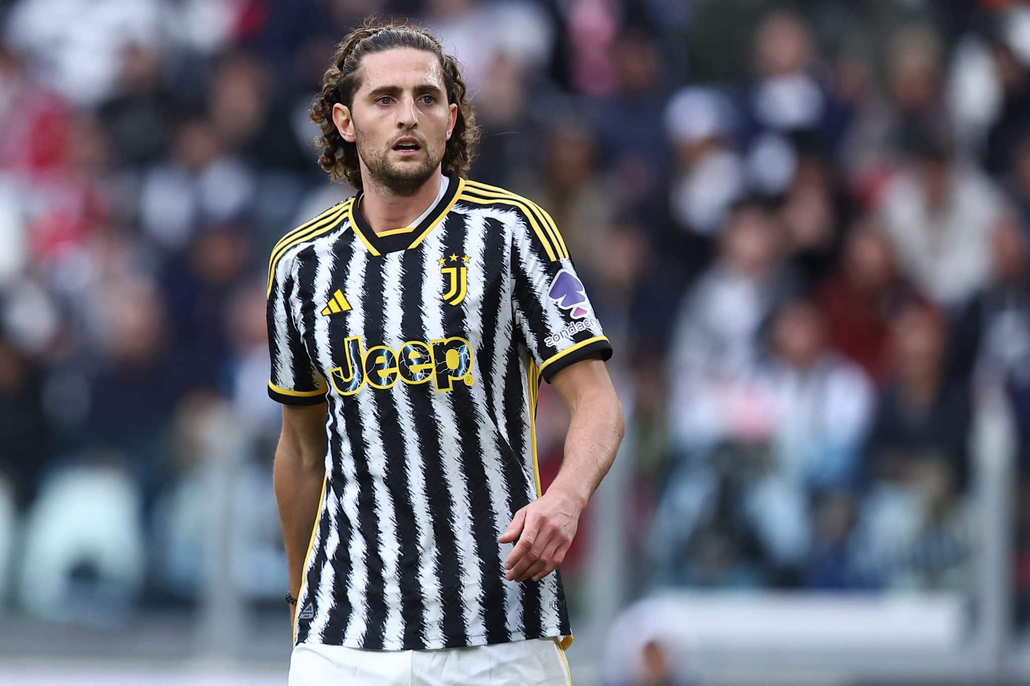 Rabiot em sua &uacute;ltima temporada pela Juventus, em 2023/2024. Foto: Icon Sport