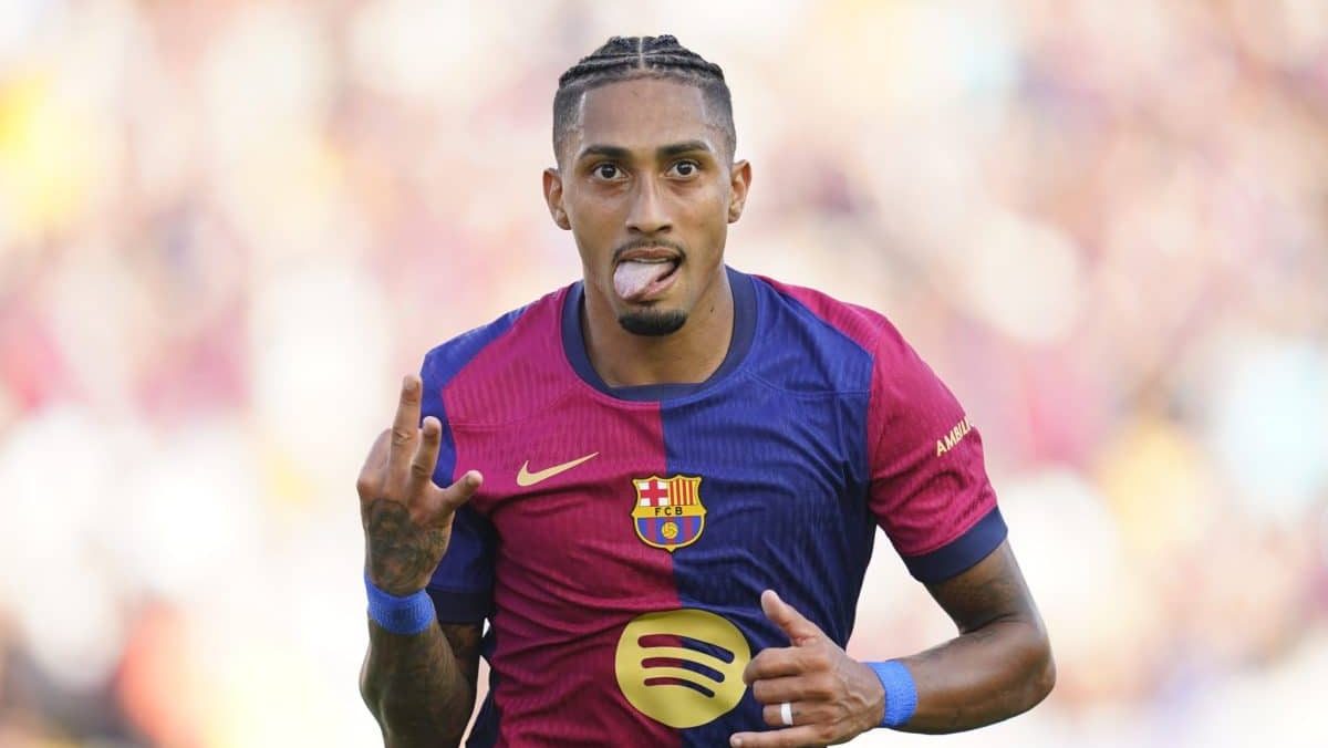 Ronaldo, Rom&aacute;rio, Raphinha: quantos brasileiros fizeram hat-tricks em La Liga?