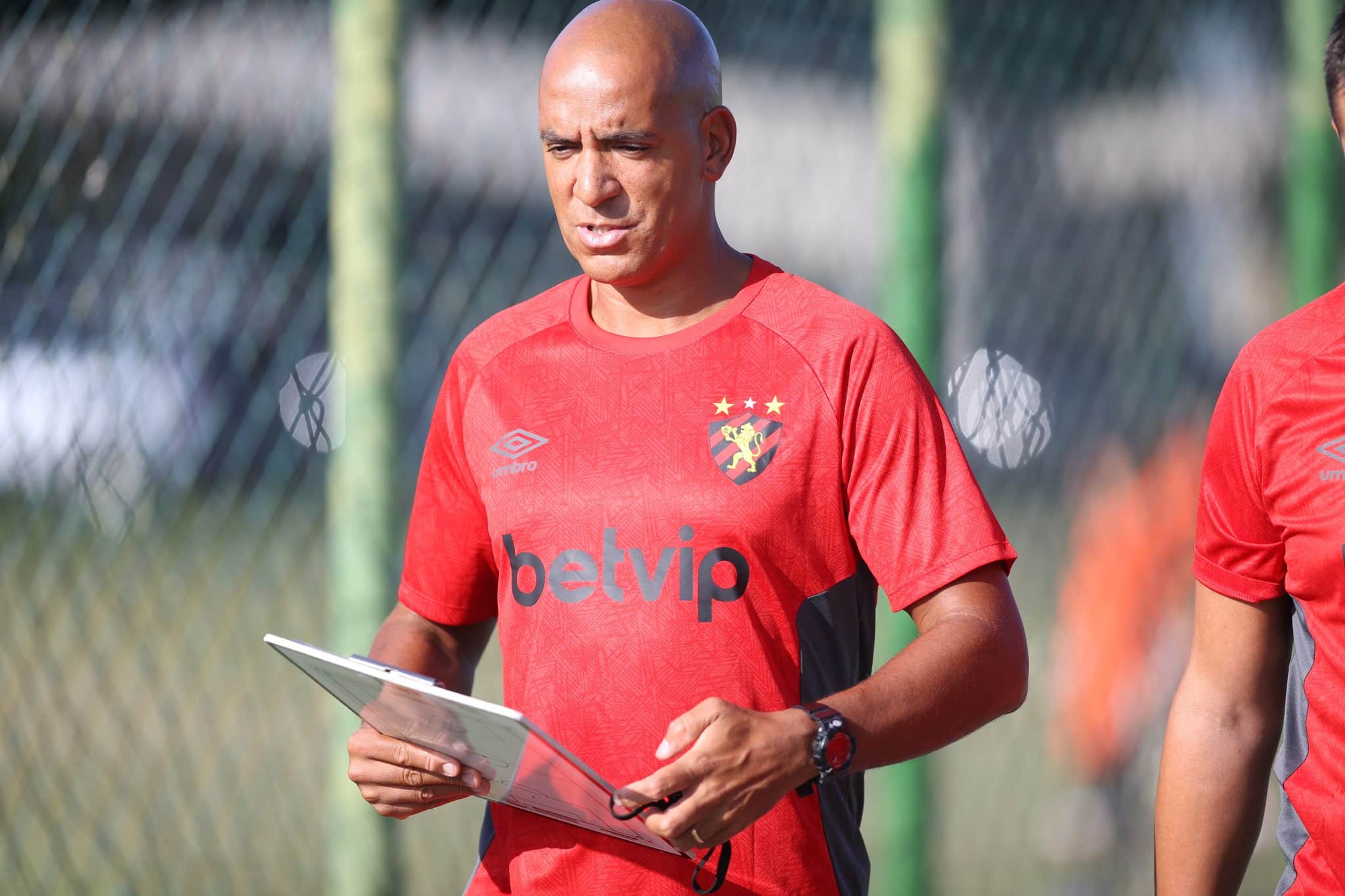 Os desafios de Pepa no comando t&eacute;cnico do Sport