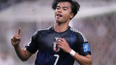Com brasileiros em campo, Jap&atilde;o vence China com a maior goleada da hist&oacute;ria do confronto