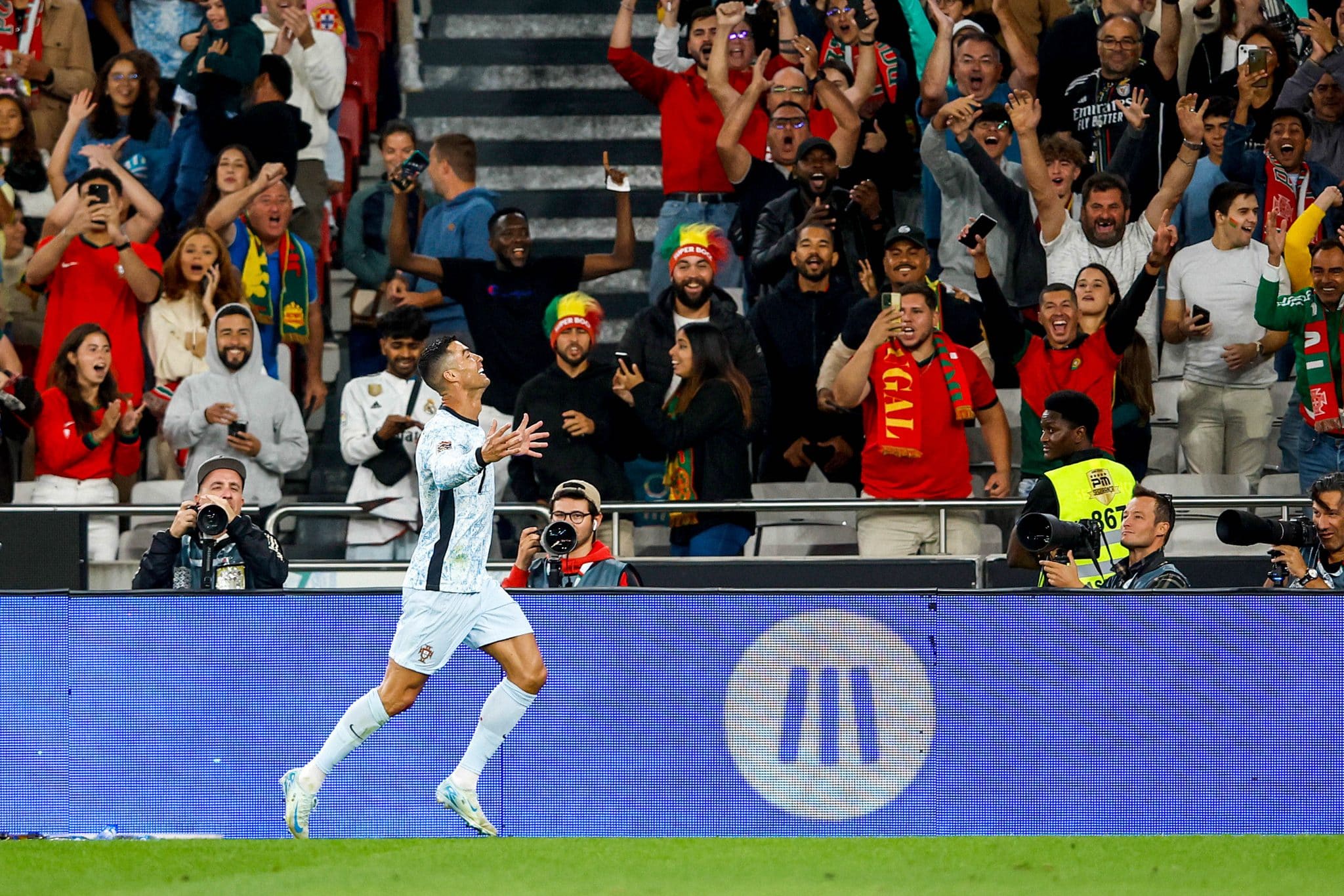 Comemora&ccedil;&atilde;o de CR7 no Est&aacute;dio da Luz