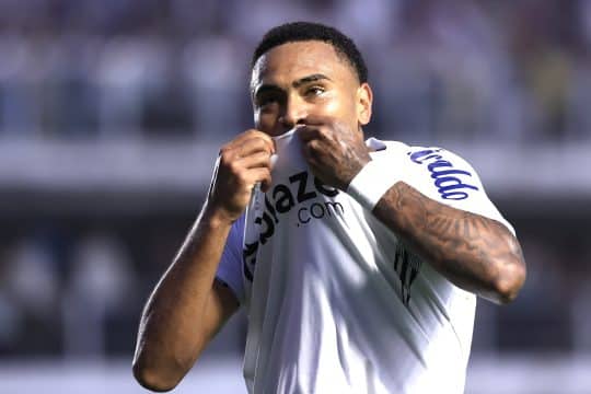 N&uacute;meros de Wendel Silva fazem titular perder espa&ccedil;o no Santos