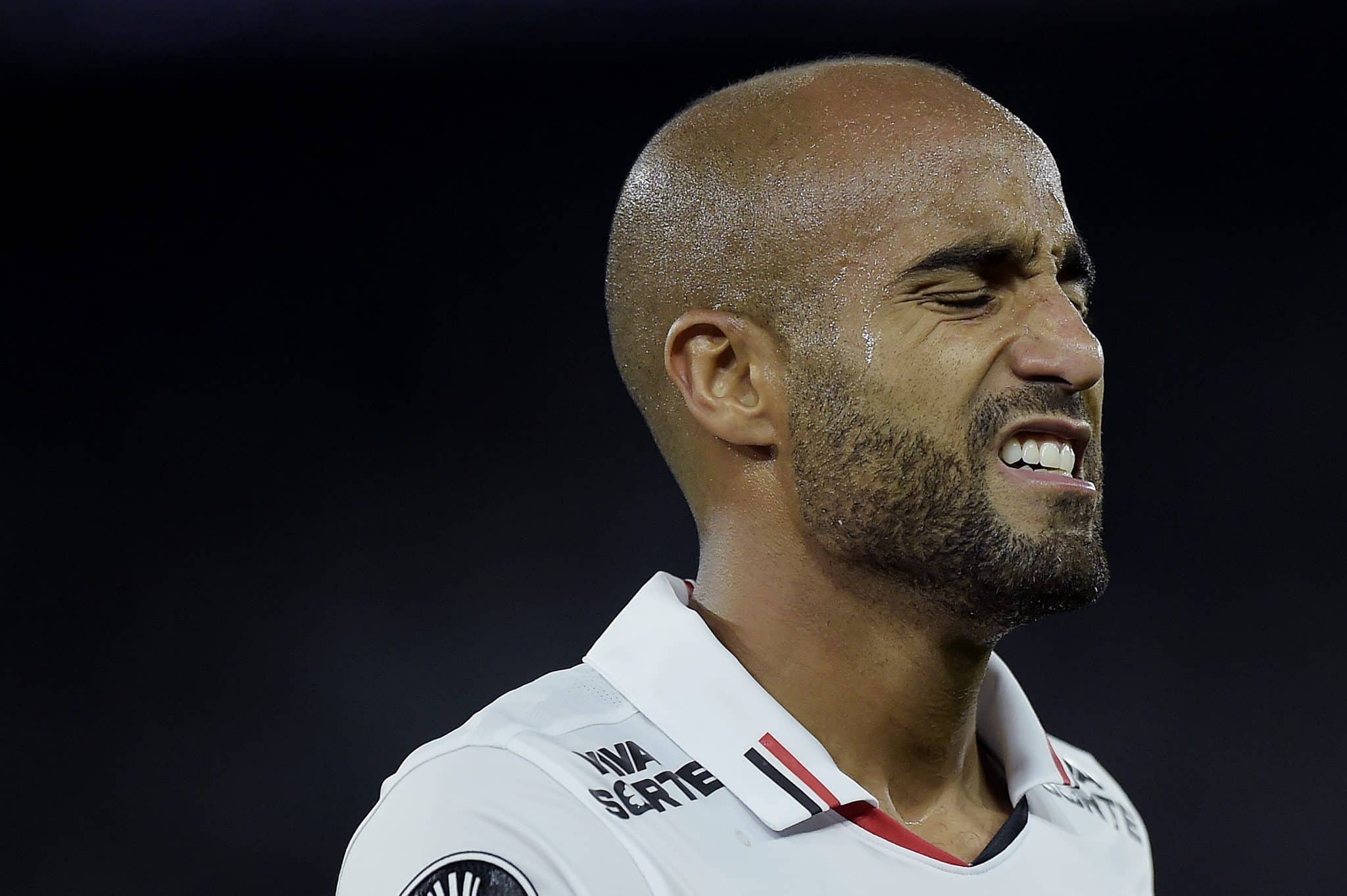 O que acontece com Lucas? M&aacute; fase vai bem al&eacute;m do p&ecirc;nalti perdido em queda do S&atilde;o Paulo