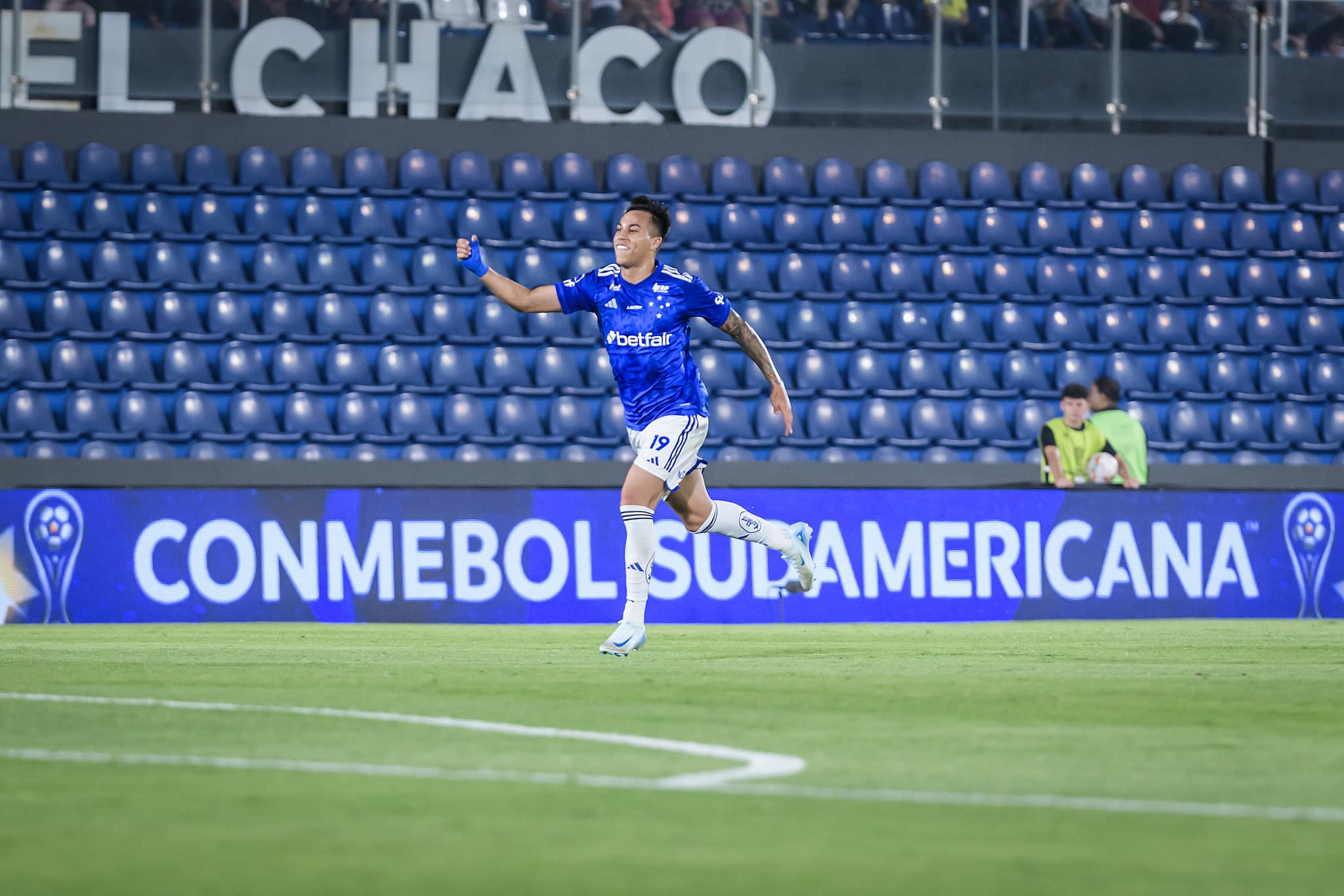 Kaio Jorge celebra o gola&ccedil;o marcado pelo Cruzeiro contra o Libertad