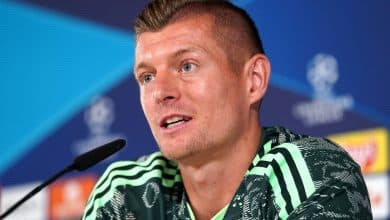 Como mudan&ccedil;a de treinador impediu que Toni Kroos disputasse a Premier League