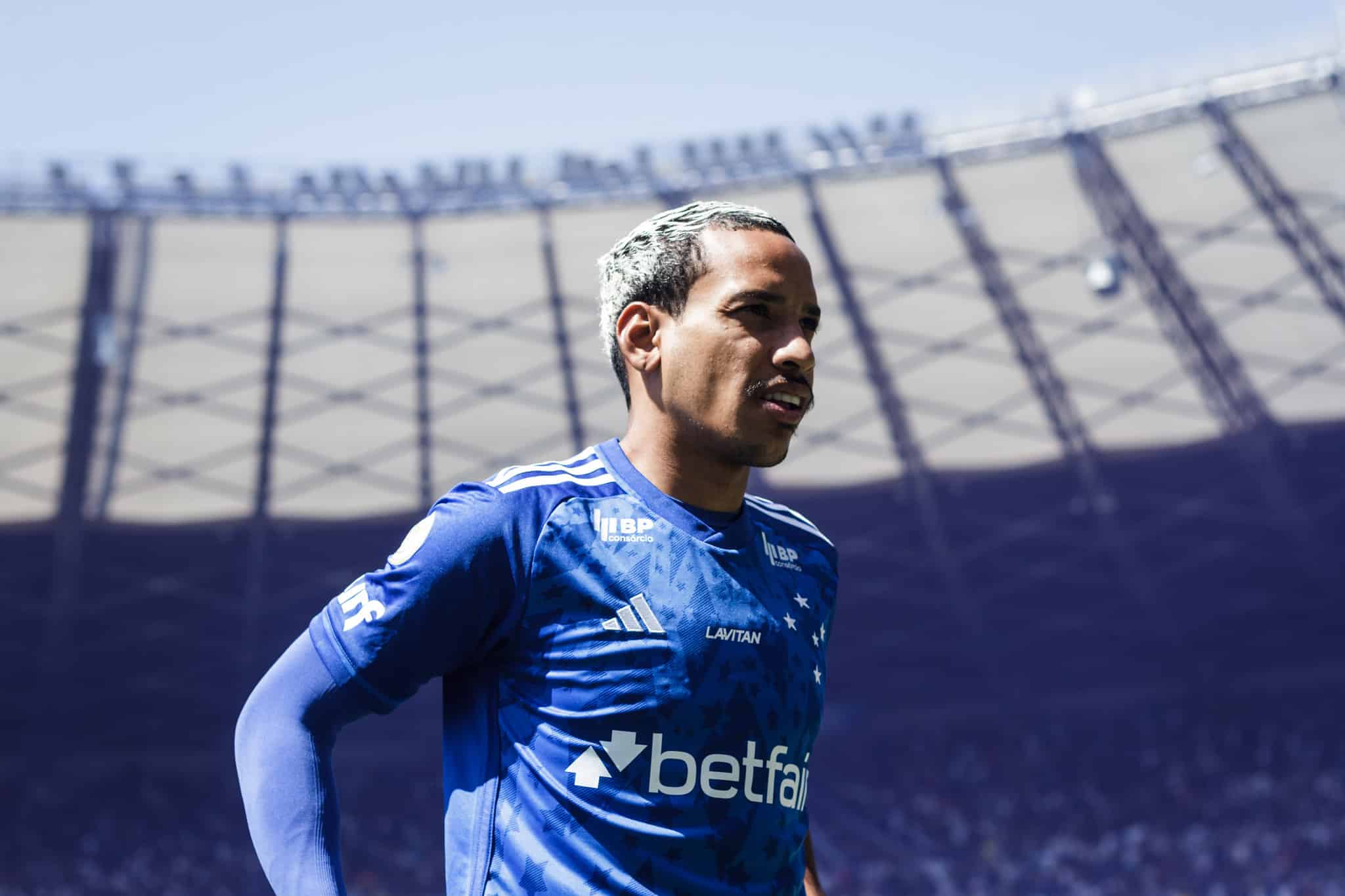 Matheus Pereira, durante Cruzeiro x Atl&eacute;tico-GO