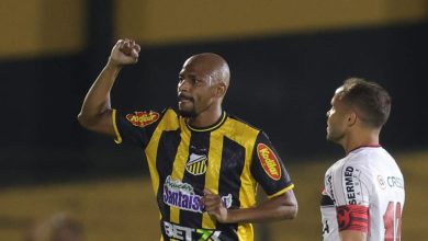 Mesmo com três expulsos, líder da Série B vence e amplia distancia para o Santos
