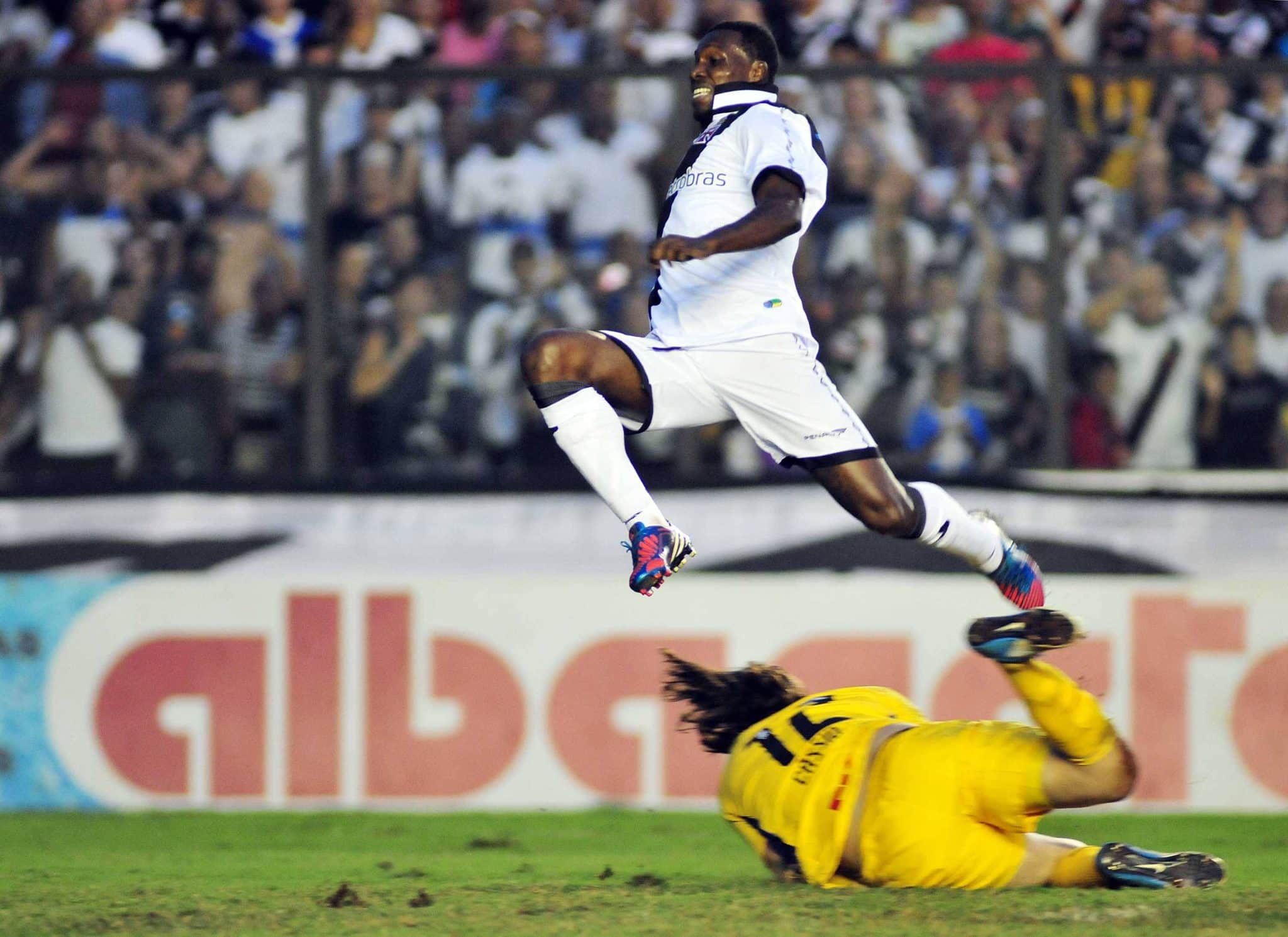 Sina do Vasco com C&aacute;ssio come&ccedil;ou em 2012, quando aconteceu a partida mais marcante entre o goleiro e o clube carioca