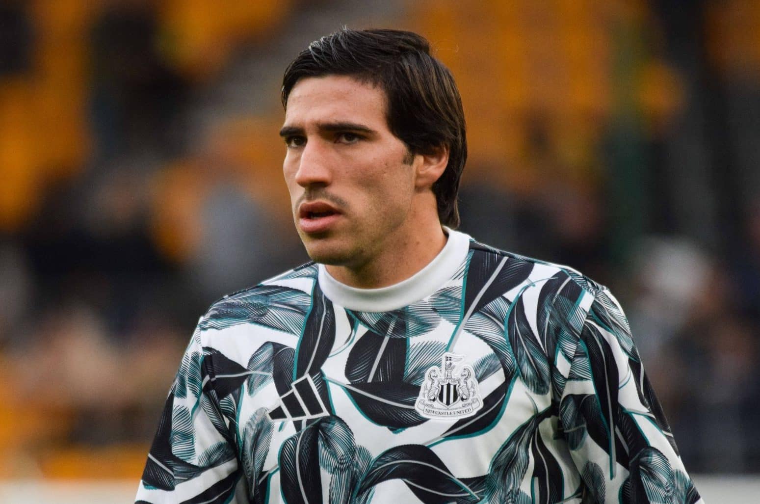 Tonali revela como brasileiros do Newcastle o ajudaram durante suspens&atilde;o por apostas esportivas